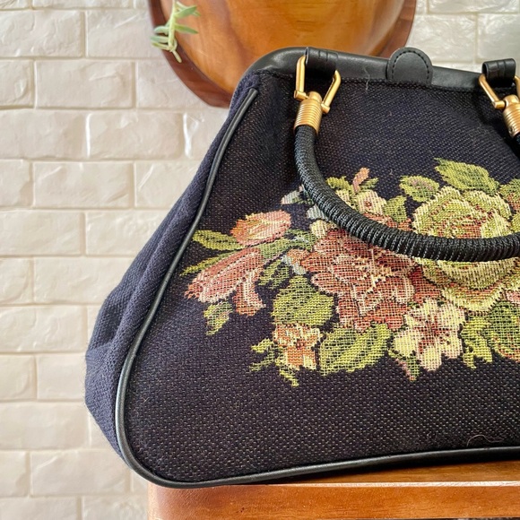 Vintage Lilac Floral Tapestry Needlepoint Bag Purse - Picture 3 of 14